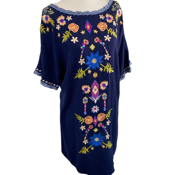 Skies Are Blue Dresses & Skirts - Skies are Blue Navy Floral Embroidered Short Sleeve Dress; M/L